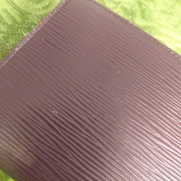 Louis Vuitton Zippy Epi Purple Wallet - Picture 16 of 16
